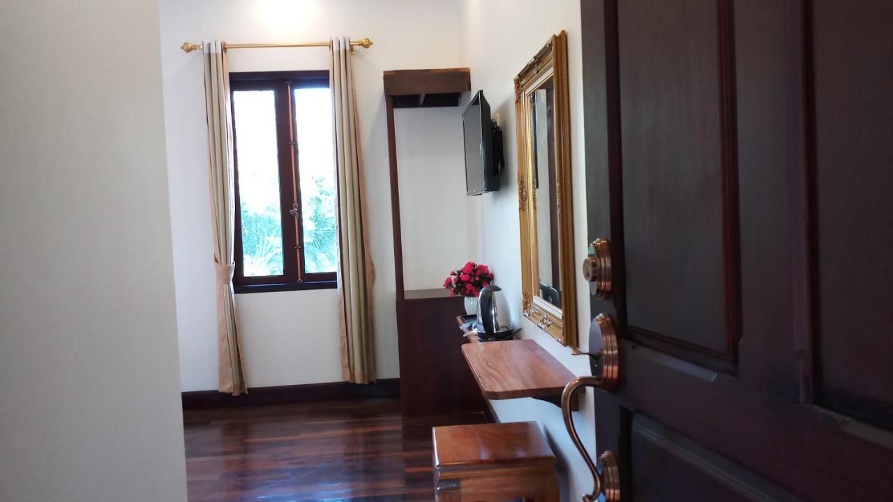 Villa Bouathong Hotels Luang Prabang Exteriör bild